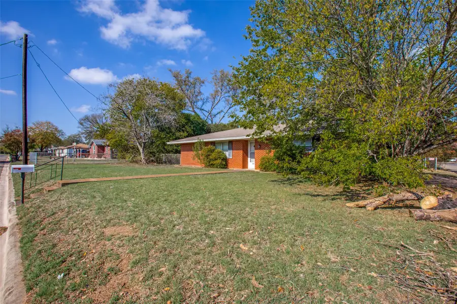 506 E Avenue T, Belton, TX 76513 - Image #3