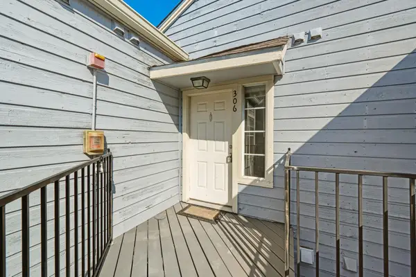 3111 Tom Green St #306, Austin, TX 78705
