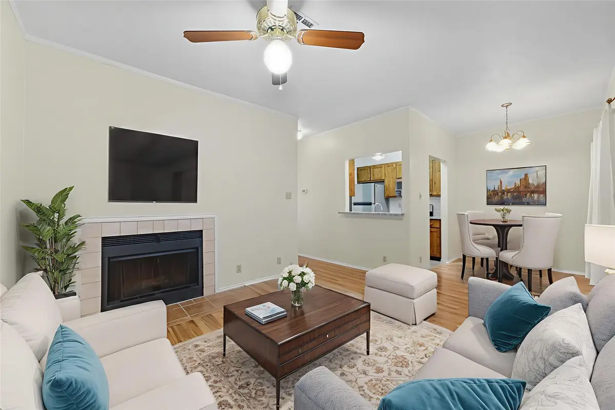 2804 Rio Grande St #205, Austin, TX 78705 - #1