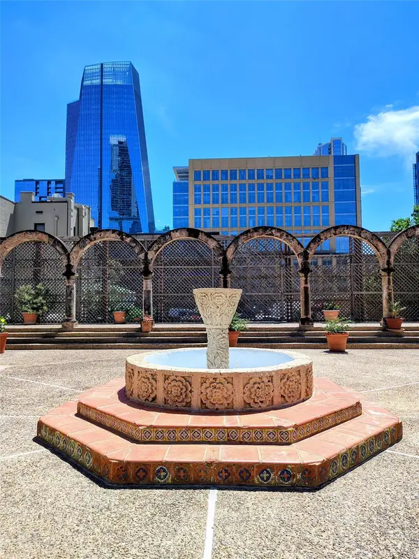 505 W 7th St #319, Austin, TX 78701
