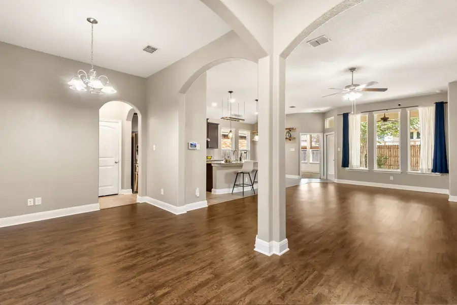 661 Bison Ln, Cibolo, TX 78108 - Image #2