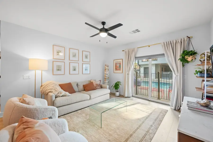3101 Govalle Ave #105, Austin, TX 78702 - #3