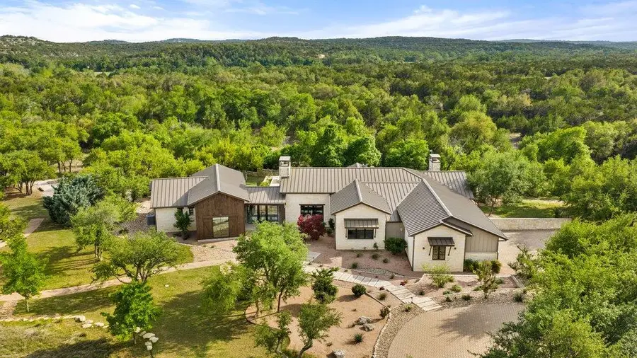 2560 Bell Springs Rd, Dripping Springs, TX 78620 - #2