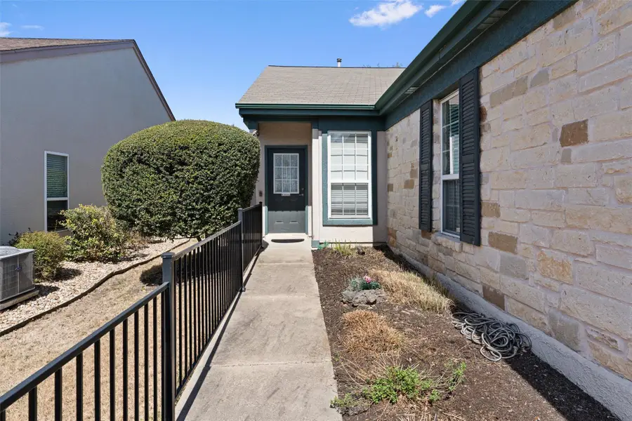 225 Winter Dr, Georgetown, TX 78633 - #3