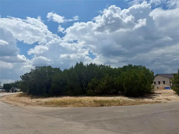 3800 Constitution Dr, Lago Vista, TX 78645