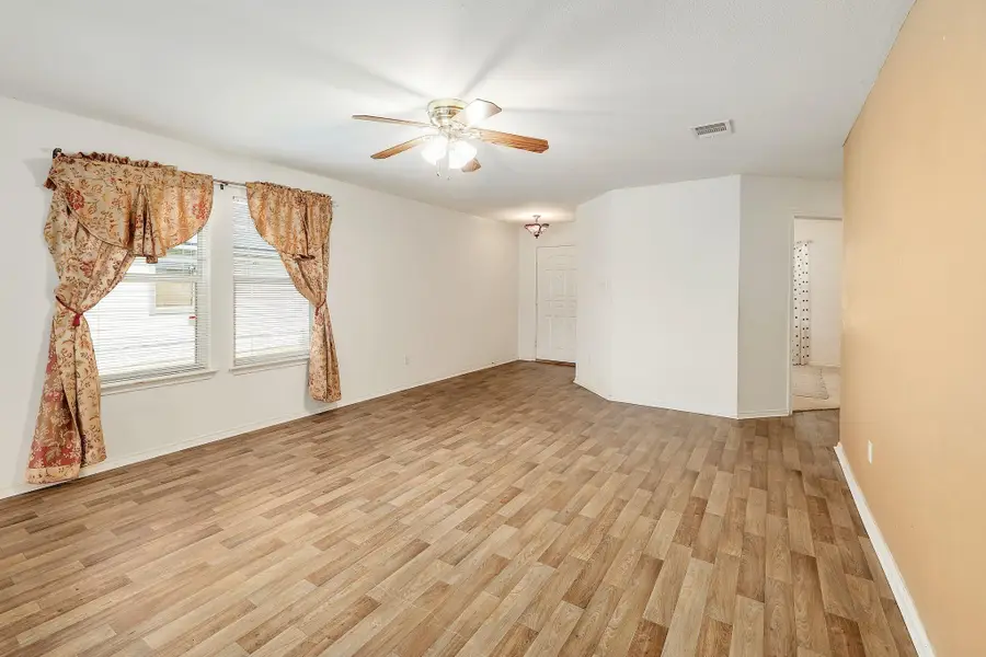 1621 Apollo Cir, Round Rock, TX 78664 - #3