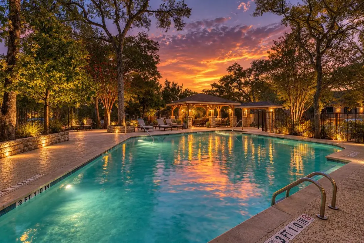 6810 Deatonhill Dr #110, Austin, TX 78745 - #1