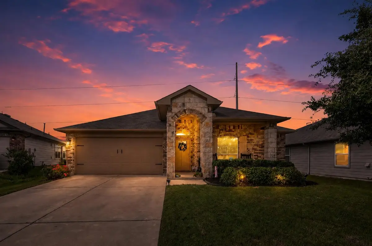 606 Marimoor Dr, Hutto, TX 78634 - #1
