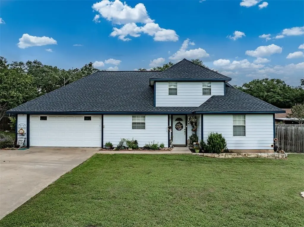 234 Park Dr, La Grange, TX 78945 - #1