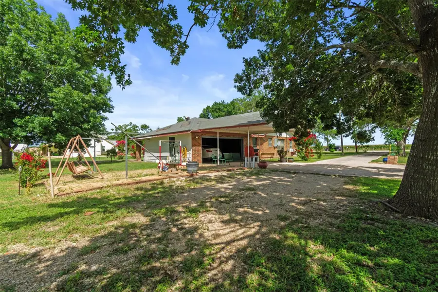 2080 Allison Rd, Martindale, TX 78655 - Image #3