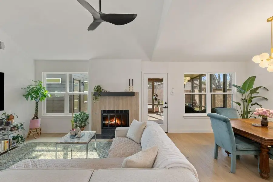 8202 Cache Dr, Austin, TX 78749 - #2