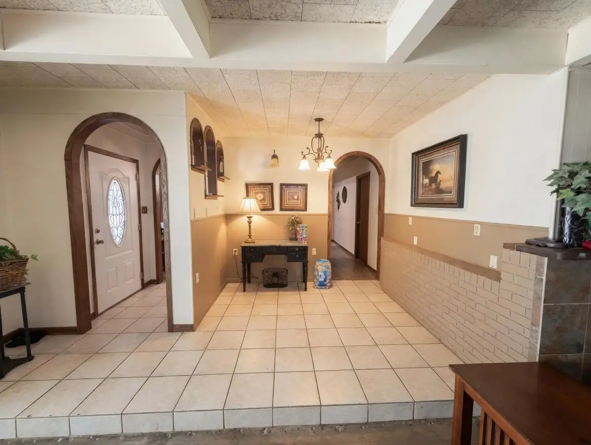9262 N Highway 77, Lexington, TX 78947 - #1