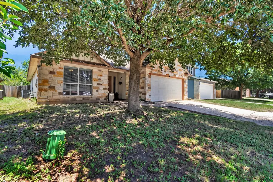 508 Red Tails Dr, Austin, TX 78725 - #2