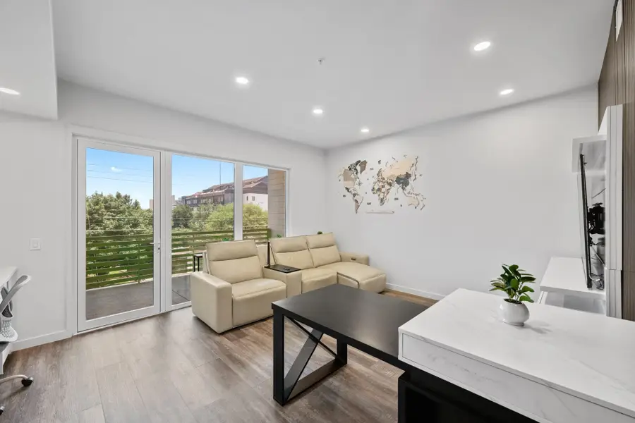 4004 Banister Ln #209, Austin, TX 78704 - #2