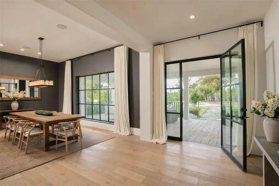 24 Cousteau Ln, Austin, TX 78746 - #3