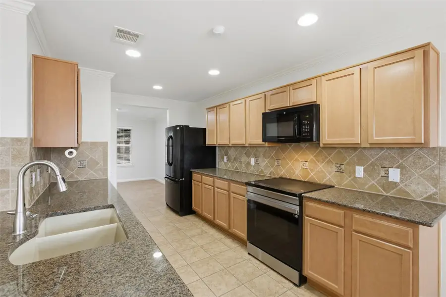 508 Lark St, Leander, TX 78641 - Image #3