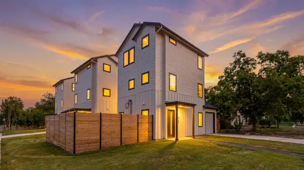 943 E 52nd St, Austin, TX 78751