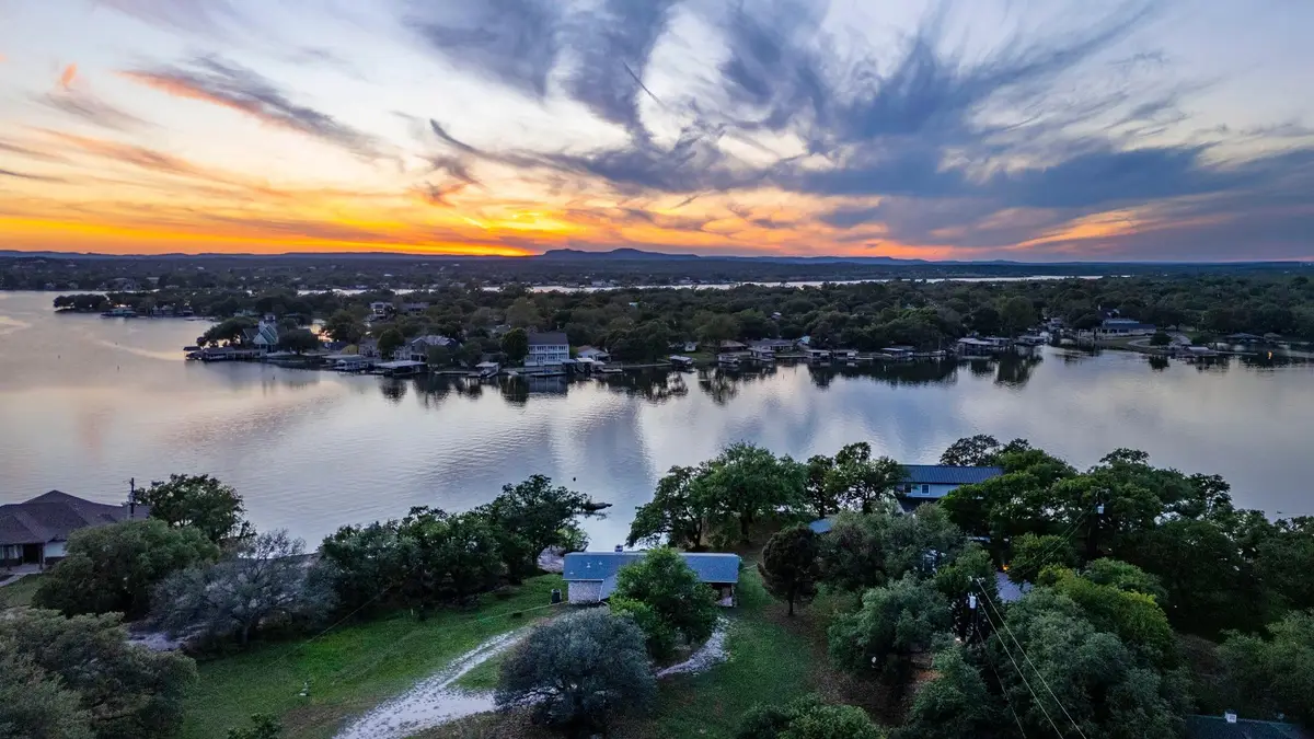 310 Castlehigh Dr, Granite Shoals, TX 78654 - #1