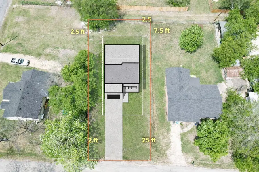 303 E Wolf St, Granger, TX 76530 - #3