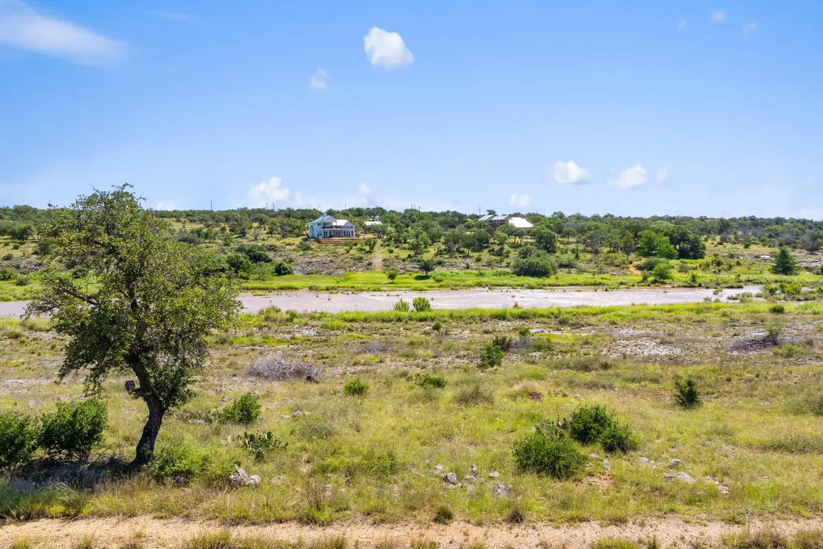 620 Rio Vista Rd, Johnson City, TX 78636 - #1