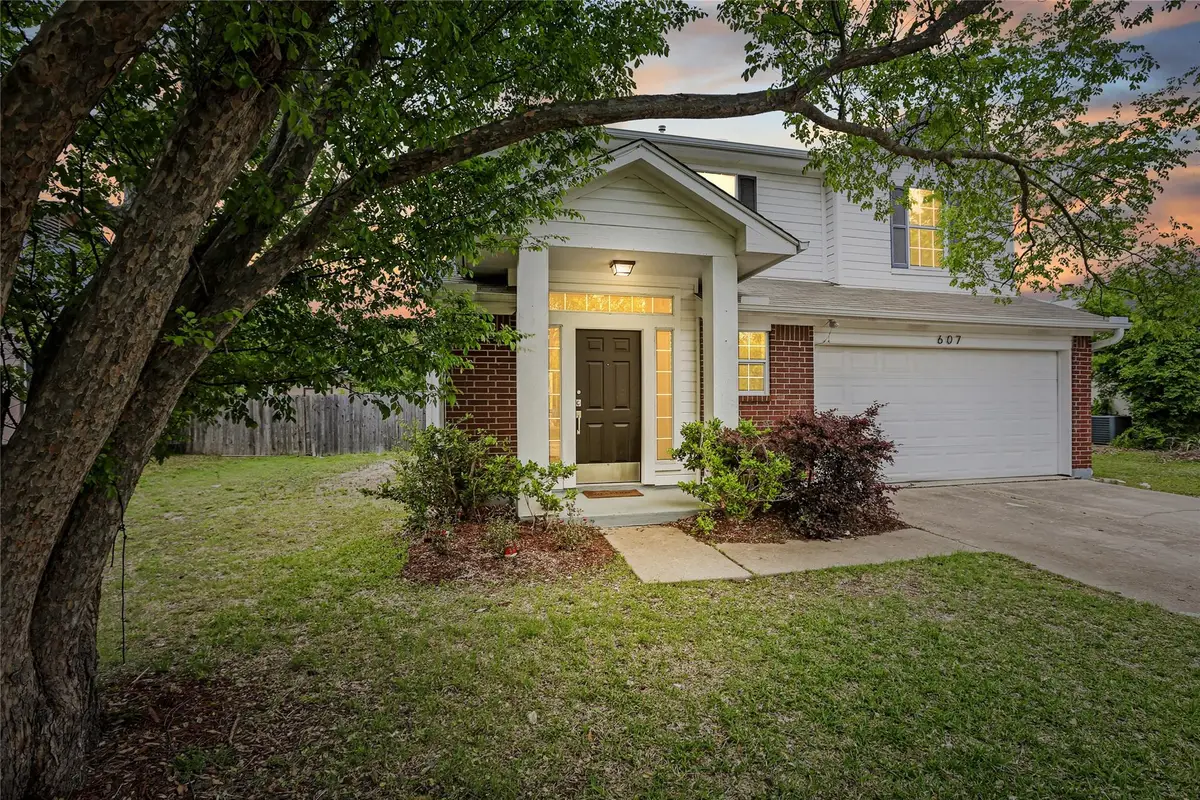 607 Sparkling Brook Ln, Leander, TX 78641 - #1
