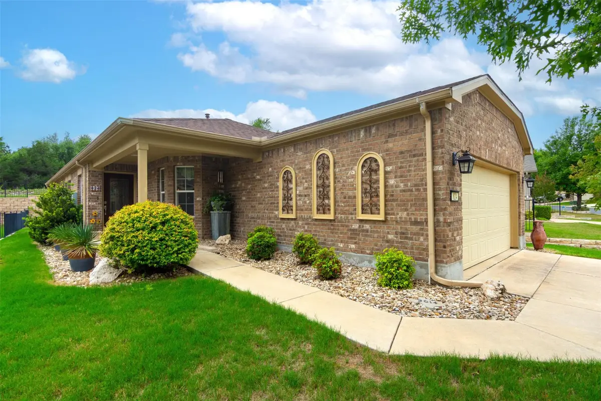 824 Salado Creek Ln, Georgetown, TX 78633 - #1