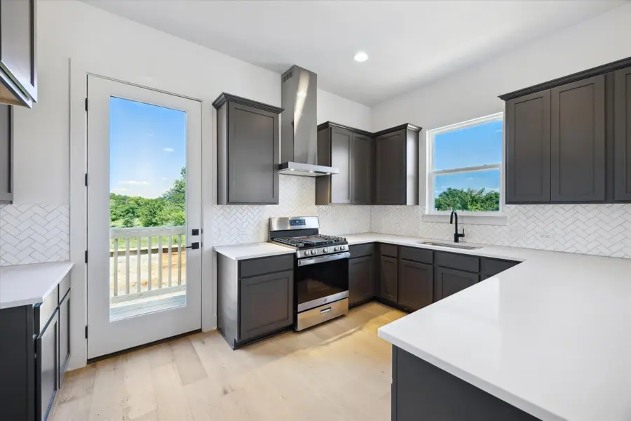 1531 N Red Bud Ln #23, Round Rock, TX 78665 - Image #2