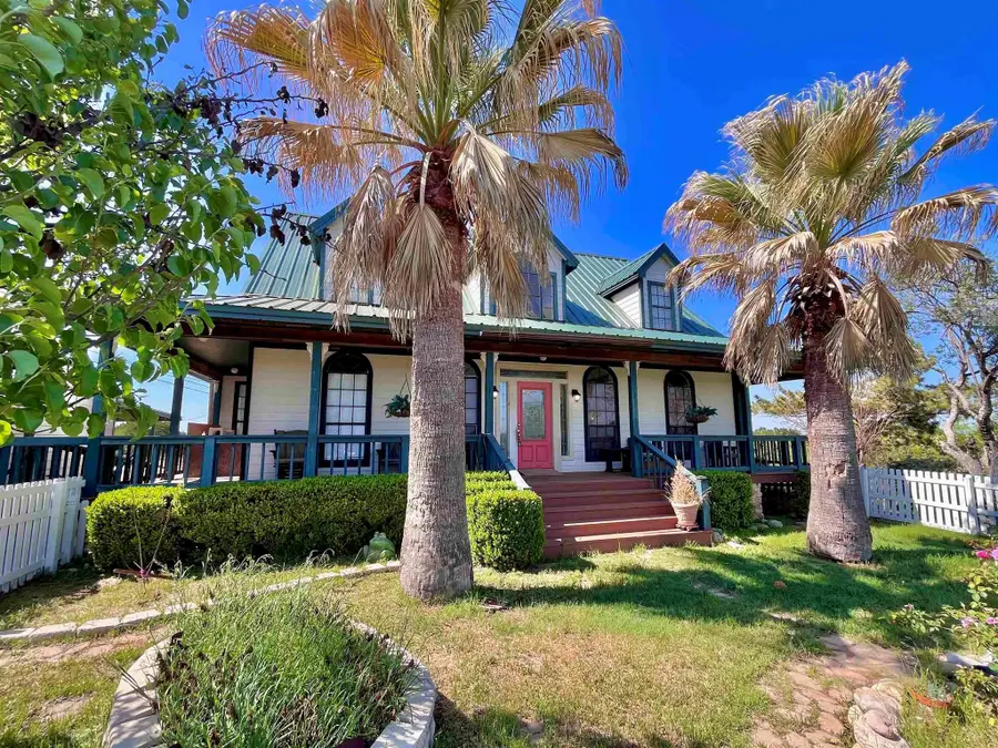 510 Eldorado St, Tow, TX 78672 - #3