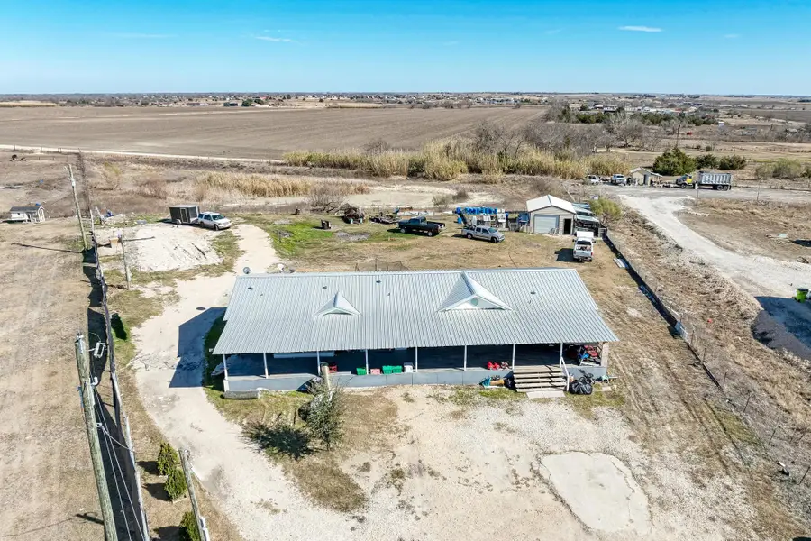 20113 Maynard Ct, Coupland, TX 78615 - #2