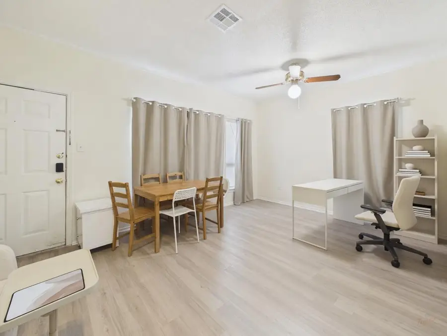 2804 Rio Grande St #201, Austin, TX 78705 - #3