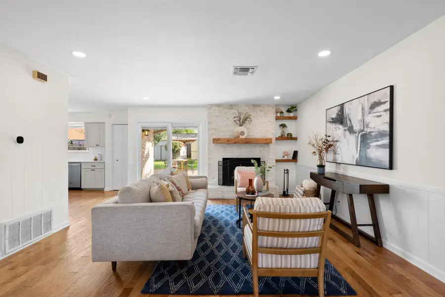 2210 Kenbridge Dr, Austin, TX 78757 - #2