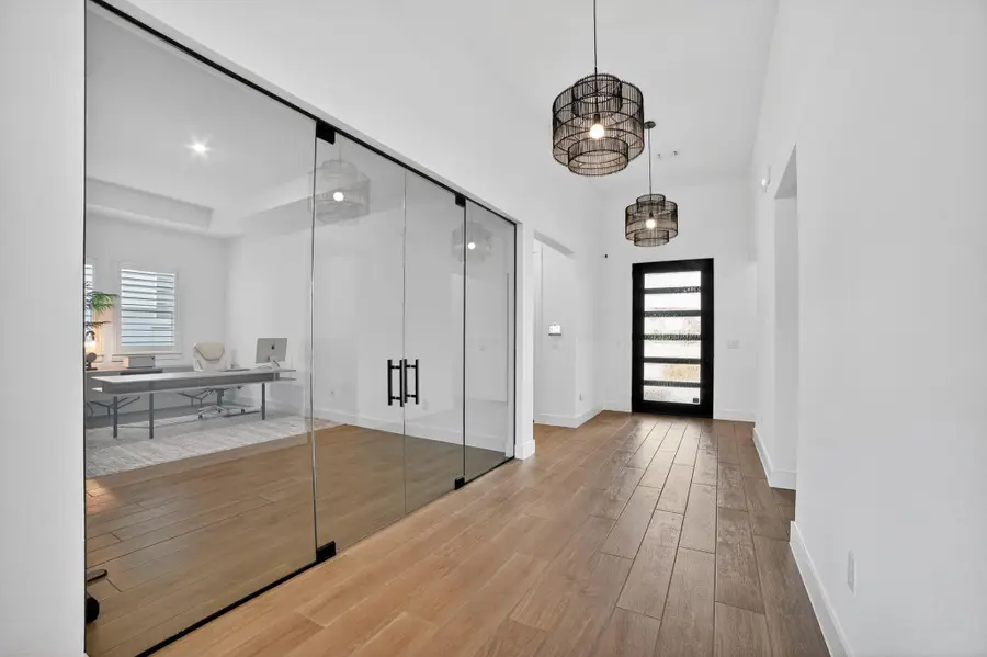 200 Alava Way, Liberty Hill, TX 78642 - Image #2