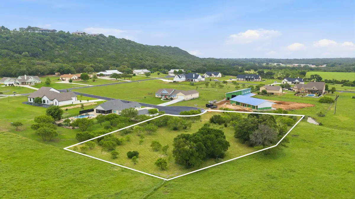 104 Round Up Cir, Burnet, TX 78611 - #1