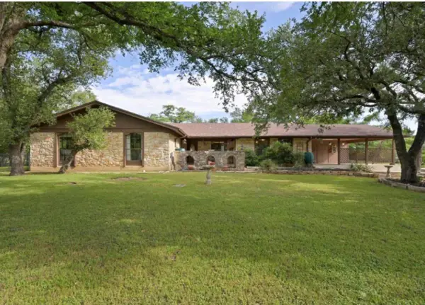 300 W Sequoia Spur, Georgetown, TX 78628