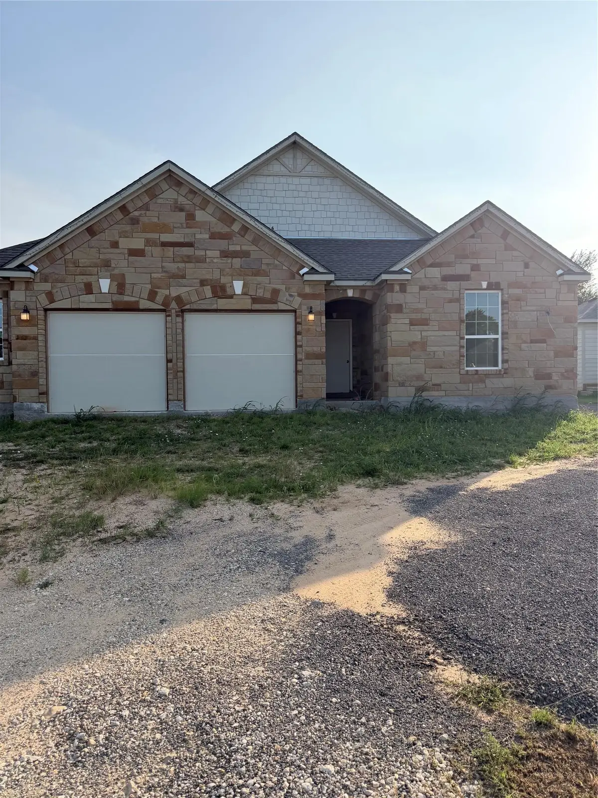 140 Arosa Dr, Elgin, TX 78621 - #1