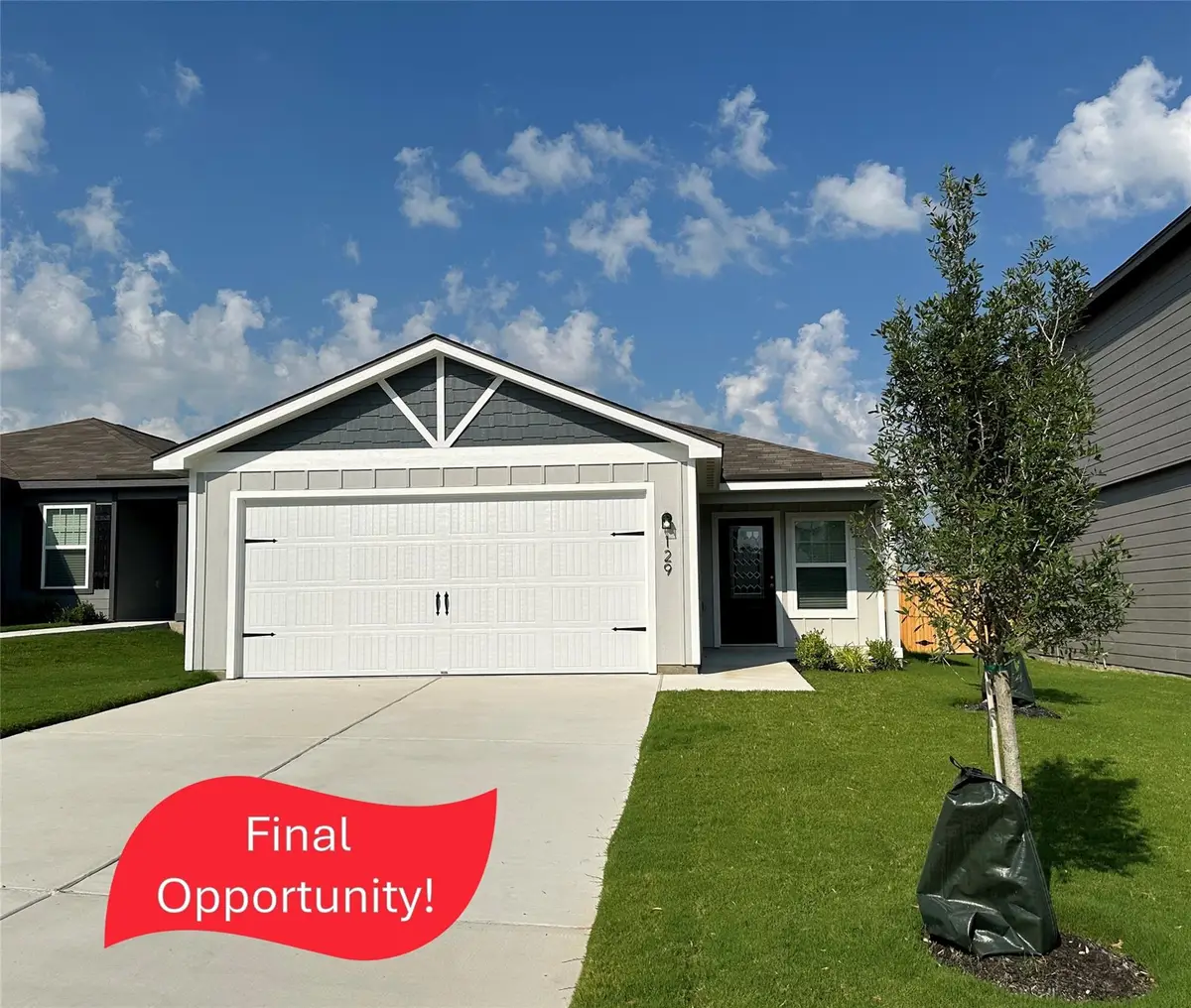 129 Morrison Dr, Jarrell, TX 76537 - Image #1