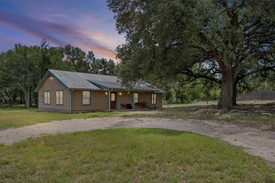 6843 S Lakewood Dr, Georgetown, TX 78633 - #2