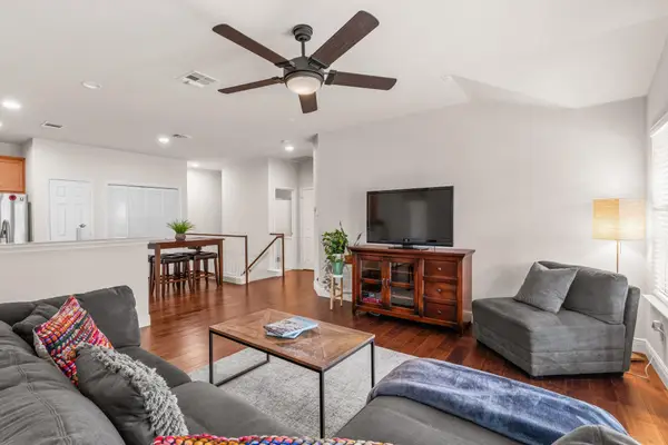 1900 Scofield Ridge Pkwy #5901, Austin, TX 78727