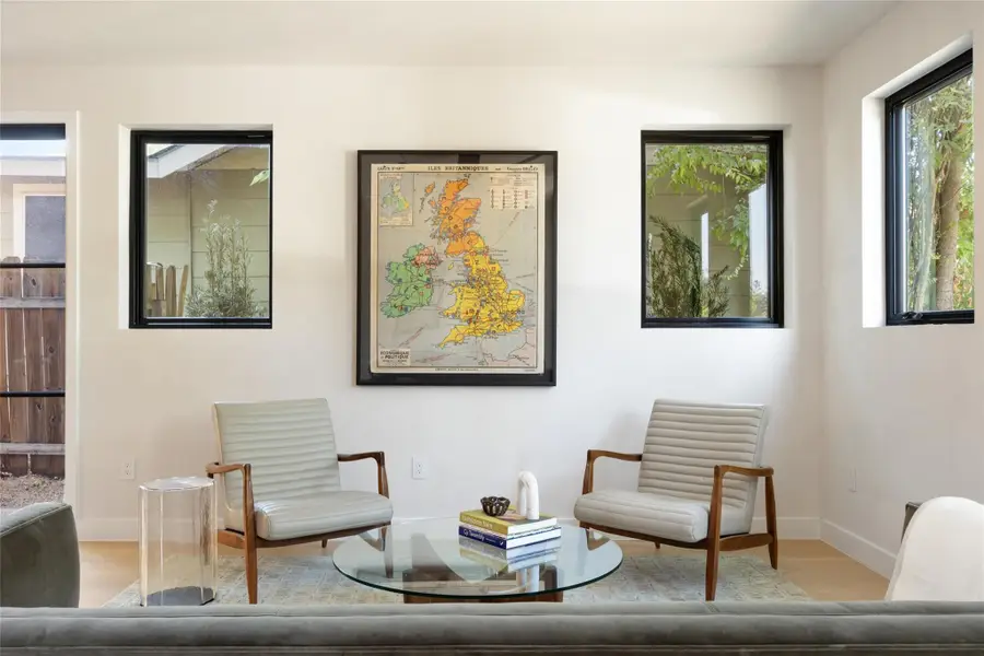 2305 E 21st St, Austin, TX 78722 - Image #3