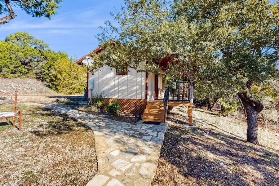 961 Buttercup Ln, Wimberley, TX 78676 - Image #3