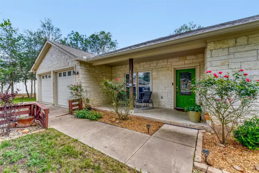 115 Mokulua Ln, Bastrop, TX 78602 - #2