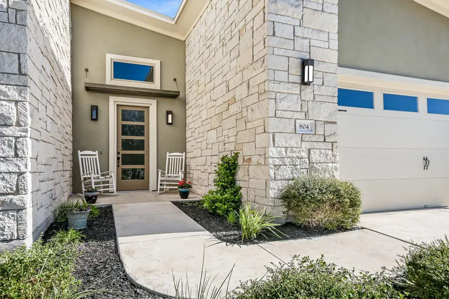 804 Dancing Oak Ln, San Marcos, TX 78666 - Image #3