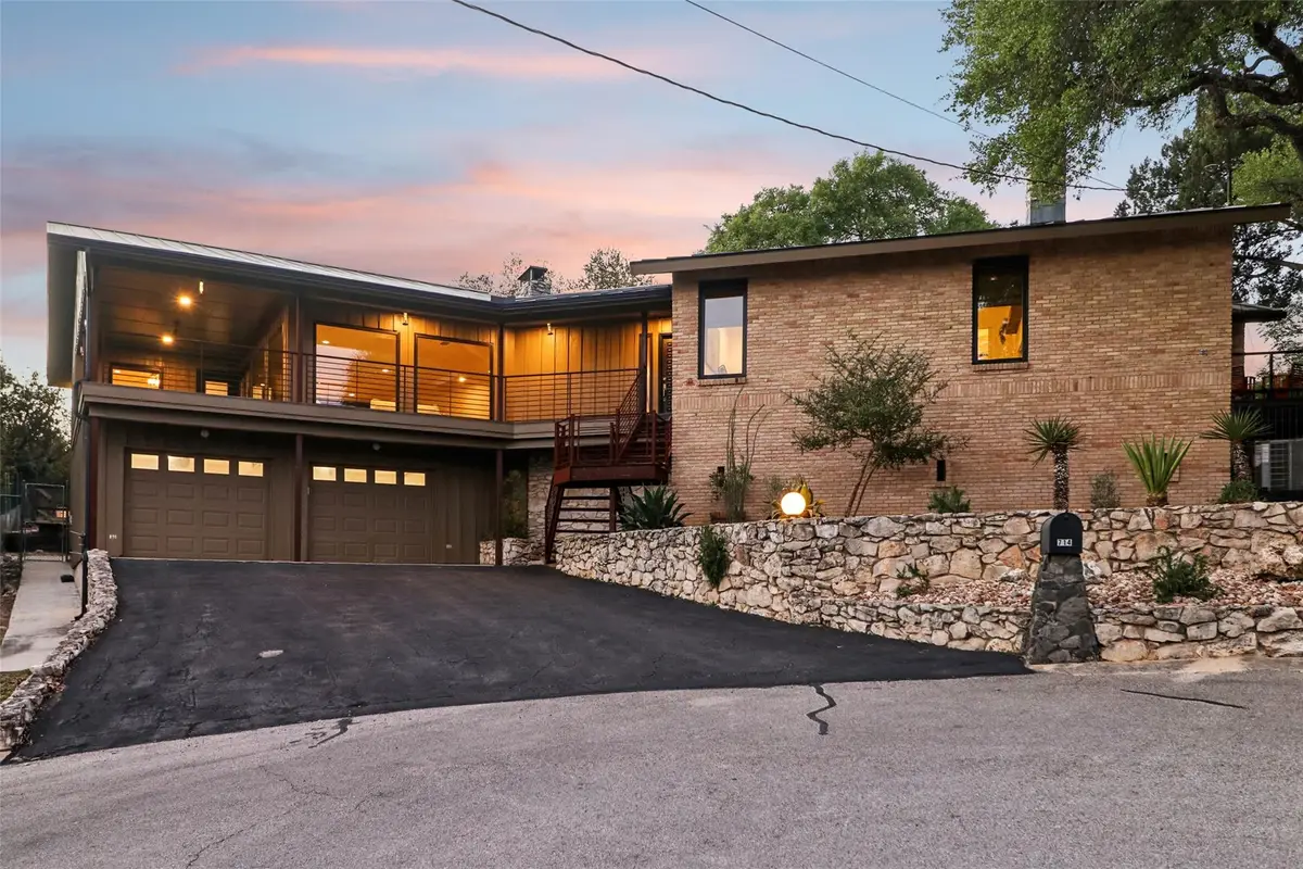 714 Starcrest Dr, New Braunfels, TX 78130 - #1
