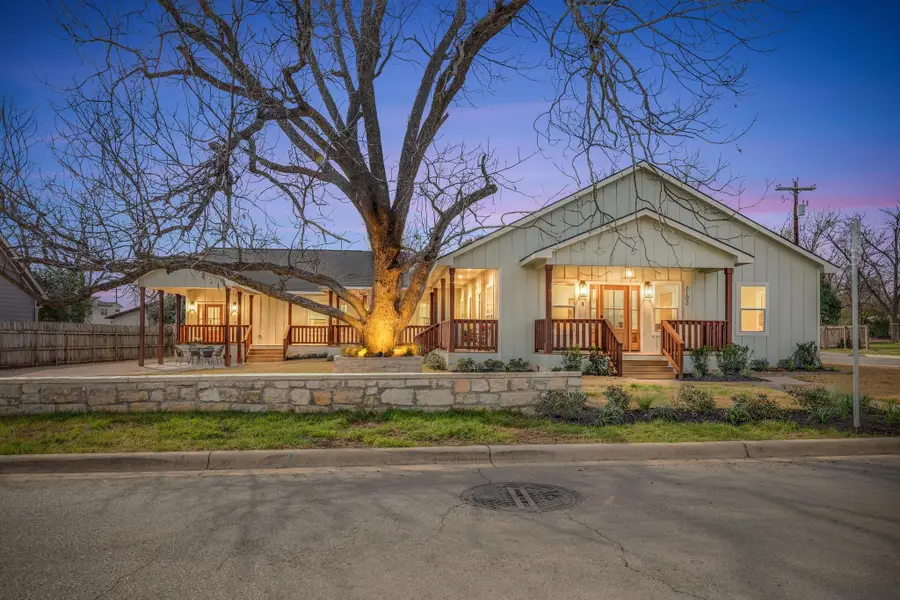 2102 S Church St, Georgetown, TX 78626 - #2