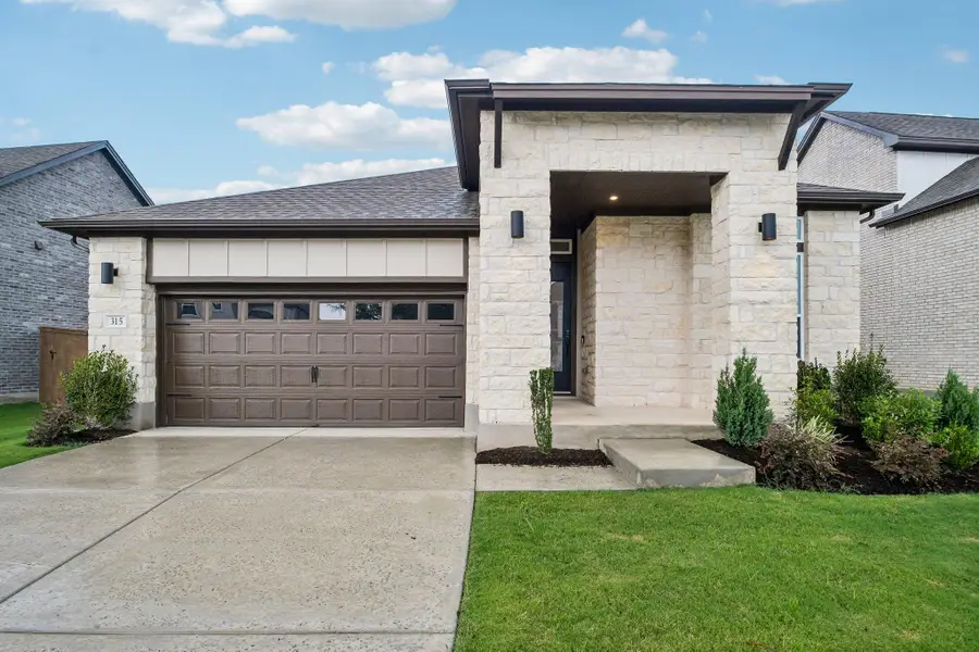 315 San Saba Dr, Buda, TX 78610 - #2