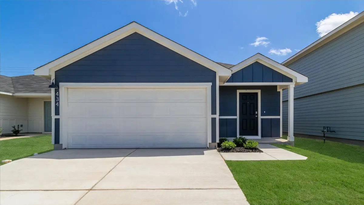 268 Garcia St, Buda, TX 78610 - #1