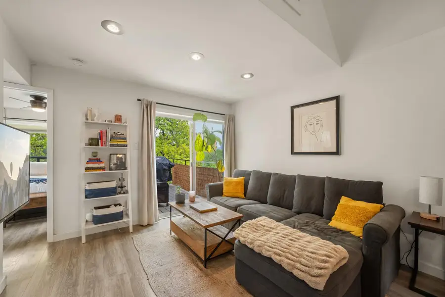 1514 Parker Ln #208, Austin, TX 78741 - #3