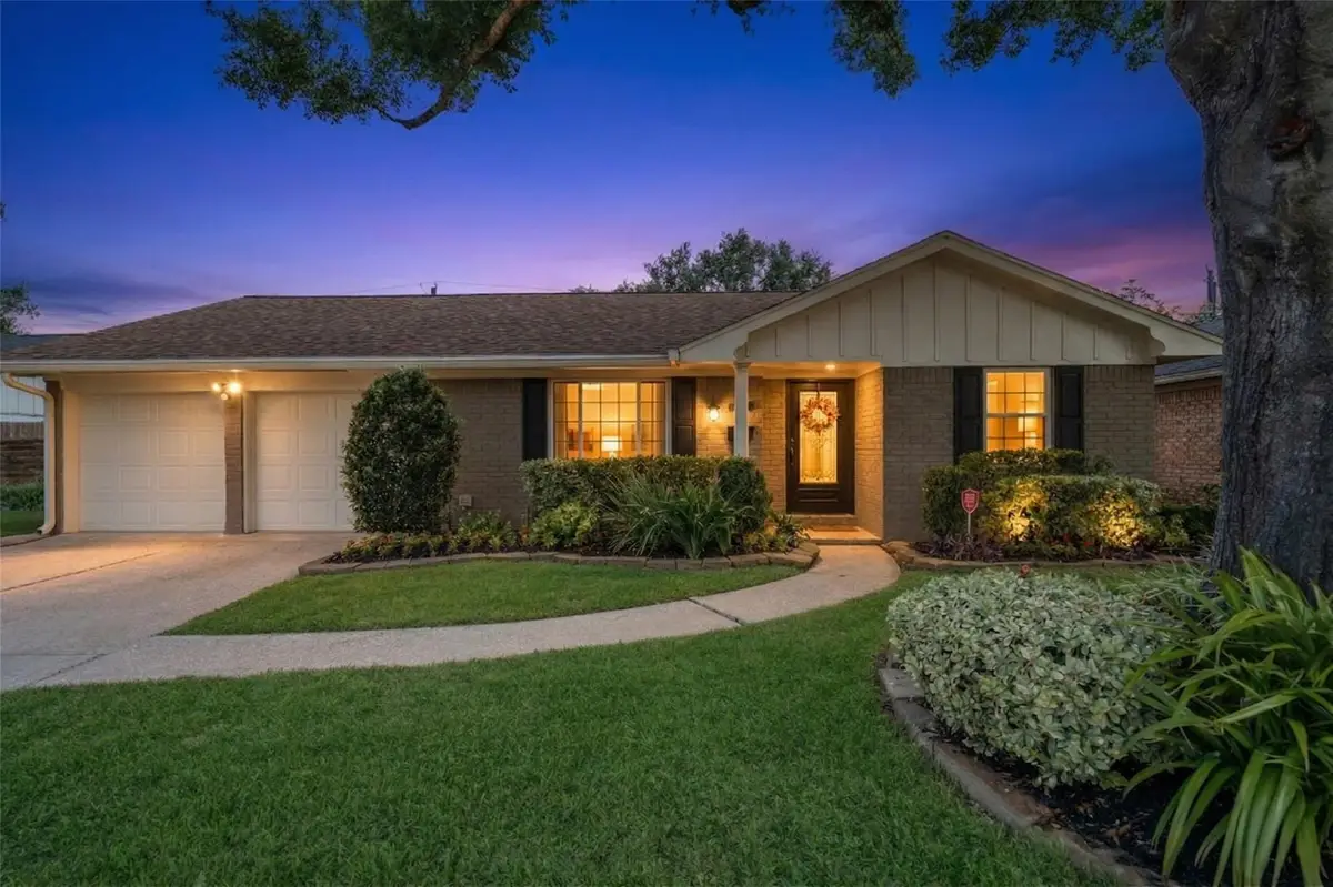 2523 Droxford Dr, Houston, TX 77008 - #1