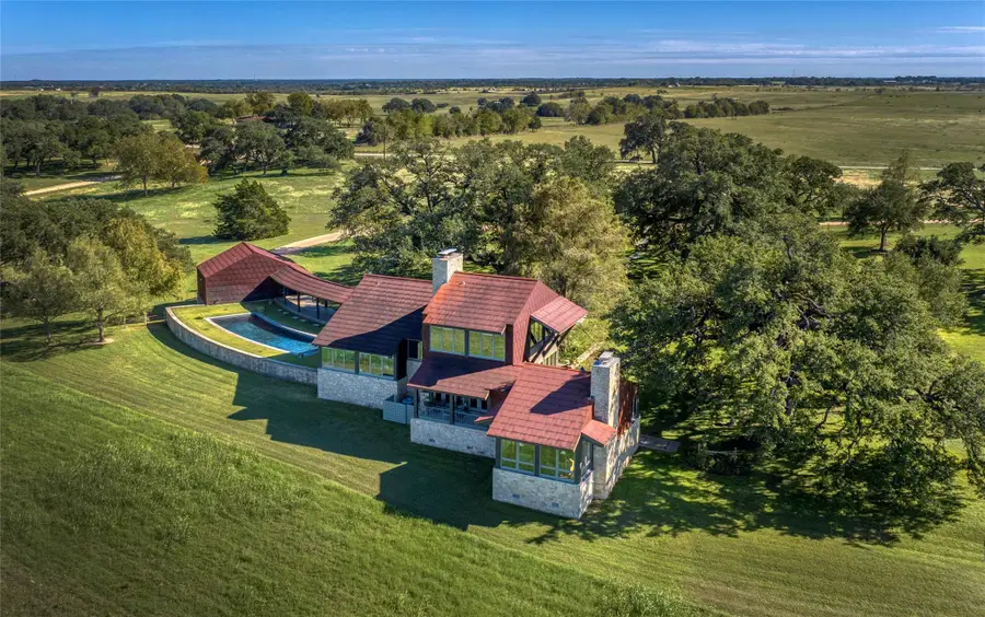 10209 Seward Plantation Rd, Brenham, TX 77833 - Image #3