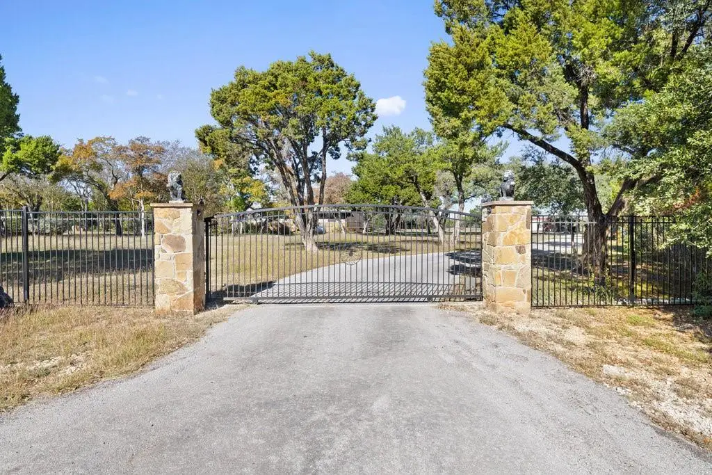 200 Mesa Oaks, Leander, TX 78641 - Image #1